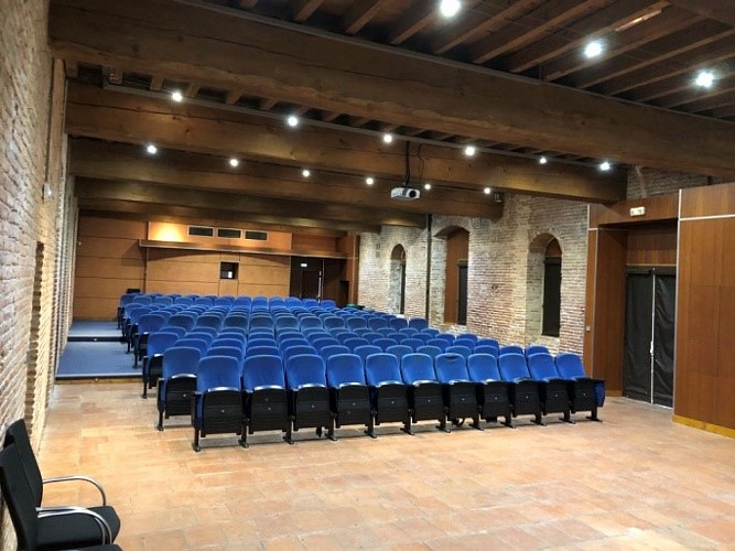 grenier-du-roy-salle