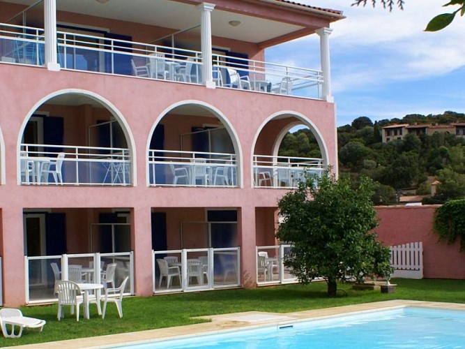 VILLA ROMANA -JUNON N°8