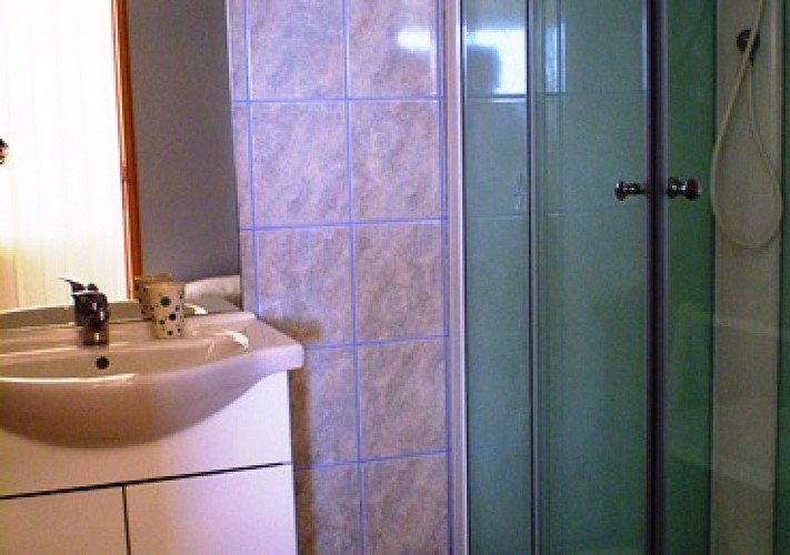 PHOTO COPIEE SUR OT - REDIMENSIONNEE PAR CHANTAL_10