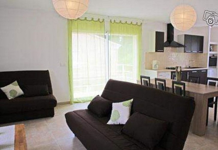 ALBA-CHJARA-1-eb50bd5a092f458a98b5e1a69794abc4