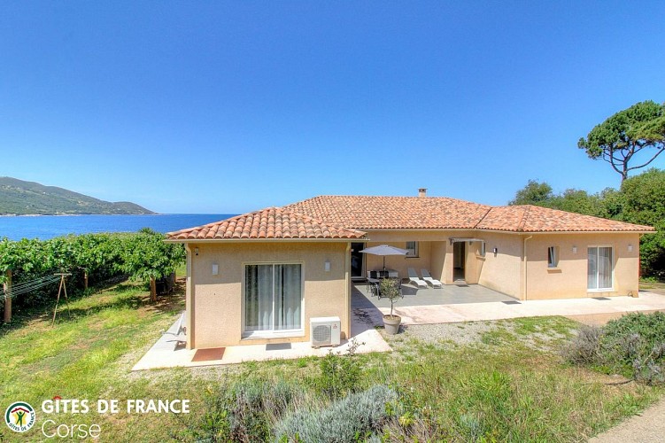 VILLA CRIQUE D'ANCONE