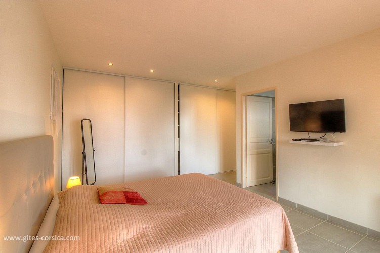 VILLA CRIQUE D'ANCONE