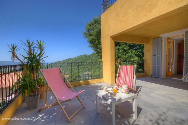 L'ACCUEIL DE JEANNETTE