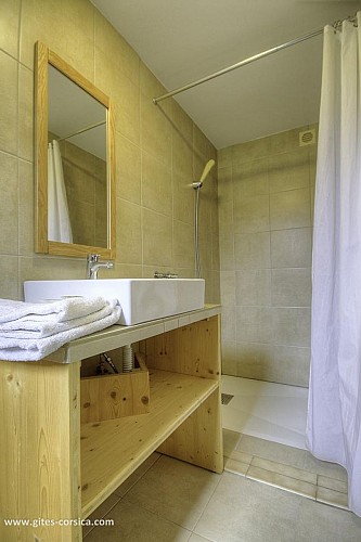 CHEZ BERNARD ET BRIGITTE LABBE