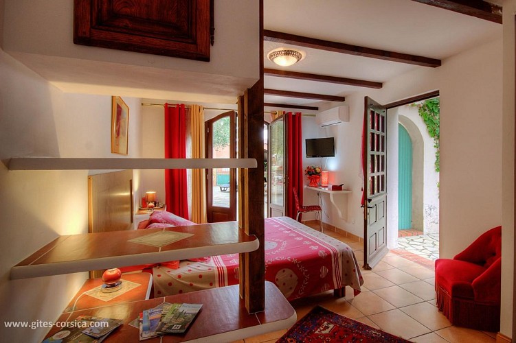 LE CLOS DES OLIVIERS