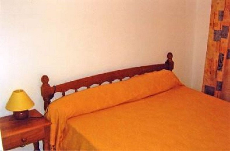 PIERI ANTOINETTE_2_2