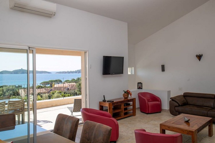 LPM-Clos-Rosalinda-2022