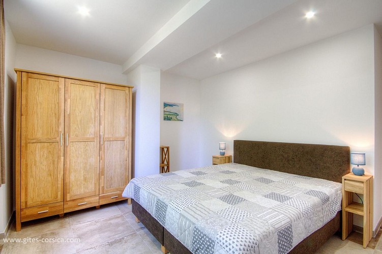 LES MÛRIERS 1 - "ALZU"