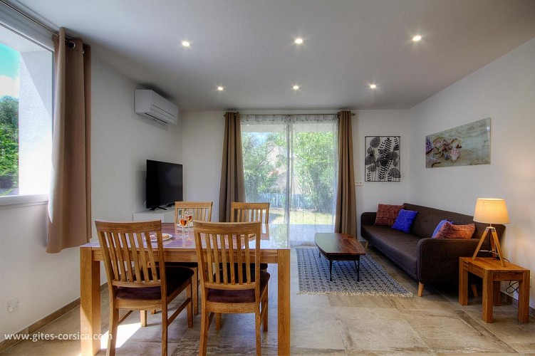 LES MÛRIERS 1 - "ALZU"