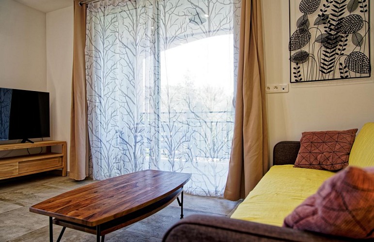 LES MÛRIERS 3 - "PINU"