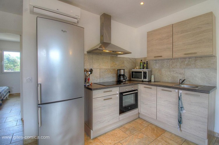 APPARTEMENT NUMÉRO 8