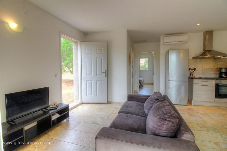 APPARTEMENT NUMÉRO 8