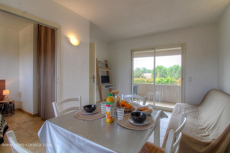 APPARTEMENT NUMÉRO 2