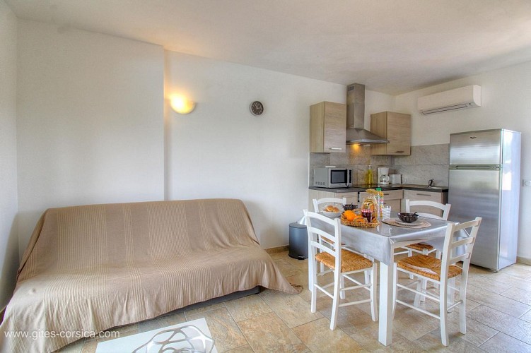 APPARTEMENT NUMÉRO 4