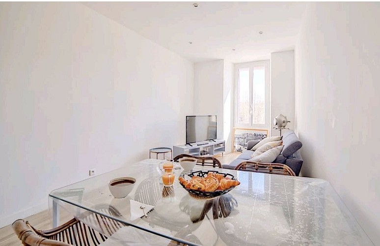 Screenshot_20210921-104728_Airbnb