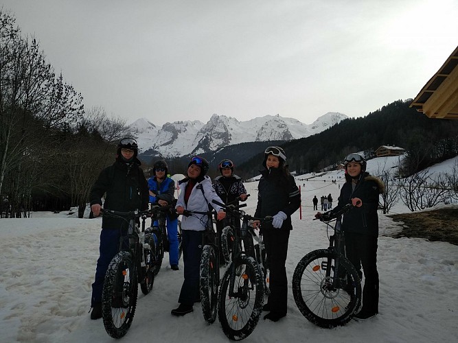 Electric mountain biking on snow: the great escape