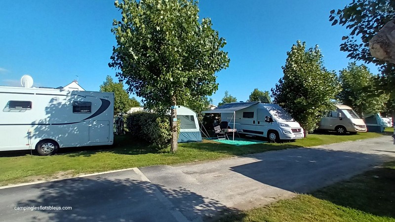 Camping - Les Flots Bleus