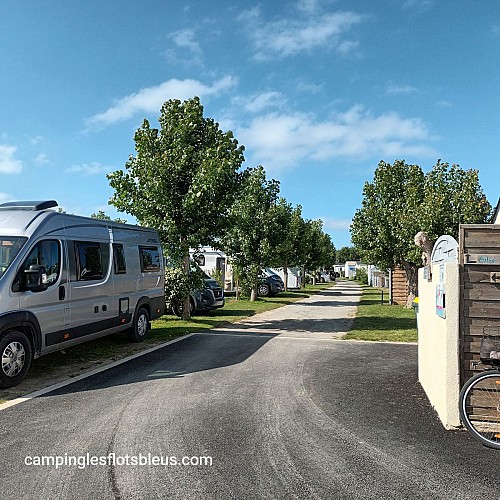 Camping - Les Flots Bleus