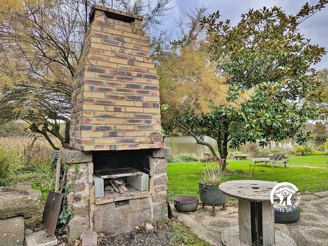 LA HAIE PEAU DE LOUP, JUSQU'À 5 PERSONNES