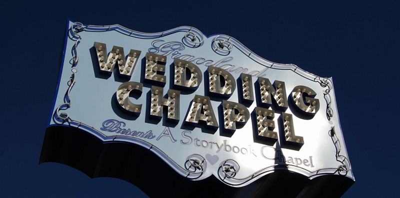 Hochzeit in der Graceland-Kapelle Las Vegas in Begleitung von Elvis