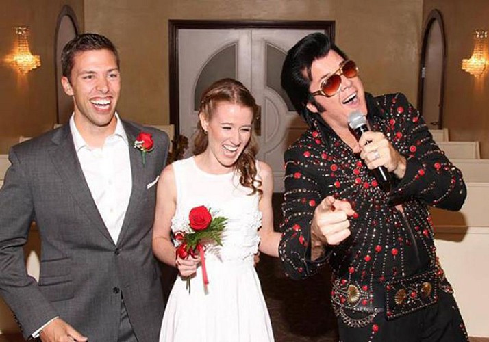 Boda en compañía de Elvis en la capilla de Graceland (boda oficial, no oficial, renovación)  - Las Vegas