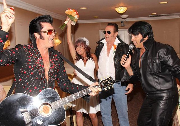 Boda en compañía de Elvis en la capilla de Graceland (boda oficial, no oficial, renovación)  - Las Vegas