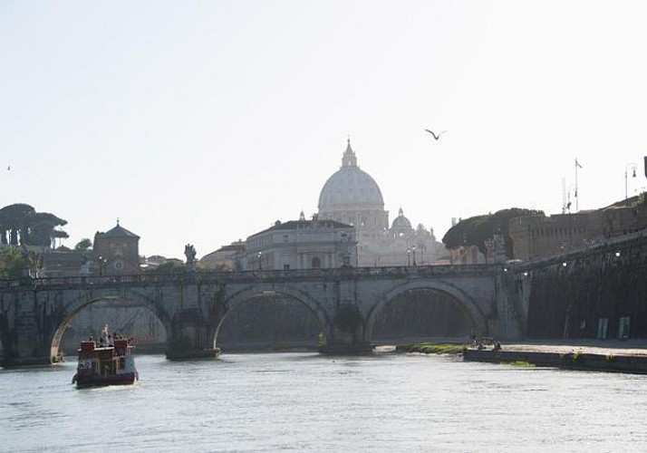 Bootsfahrt auf dem Tiber mit Aperitif