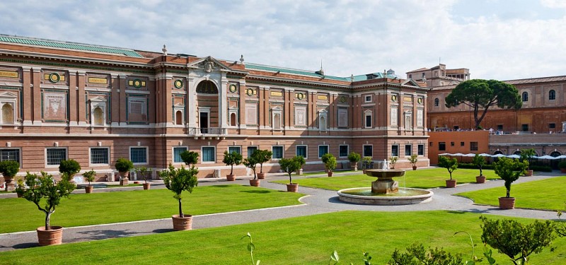 Tour en autobús de techo abierto por los jardines del Vaticano y entrada a los Museos Vaticanos y la Capilla Sixtina