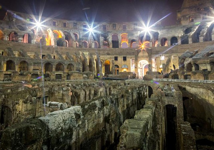 Visita nocturna guiada del Coliseo - Entrada preferente