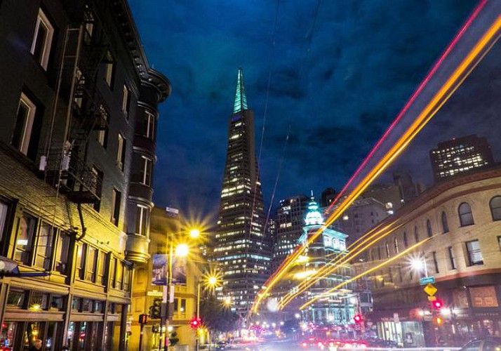 All of San Francisco by hop-on hop-off bus - 1 or 2 day pass with options for a night tour