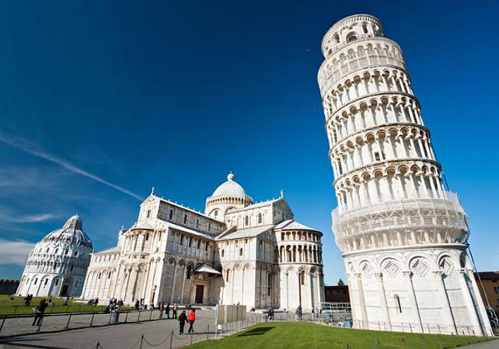 Guided Tour of Pisa with Skip-the-Line Tickets for the Tower of Pisa