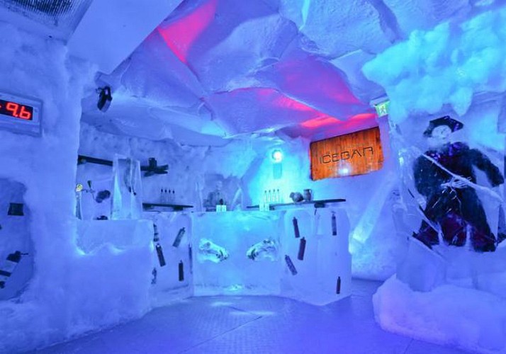 Admission to the X-Cold Icebar + 3 Drinks