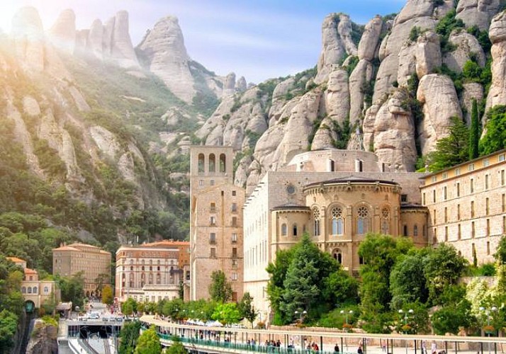 Visita de Montserrat saliendo desde Barcelona