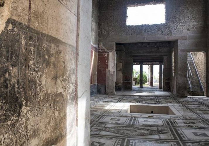 Day Trip to Pompeii (independant visit) - Departure from Rome