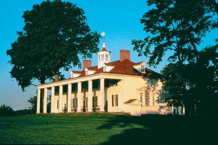 Bootsfahrt bis nach Mount Vernon und Besichtigung der Wohnstätte von George Washington