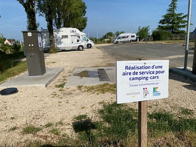 Aire_de_camping-car_Montrésor_Loches_Val_de_Loire