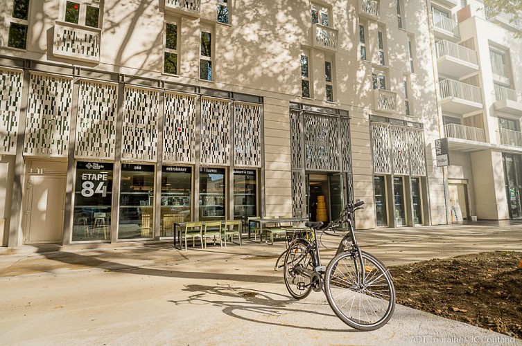 The People Hostel - Hôtel et auberge de jeunesse à Tours