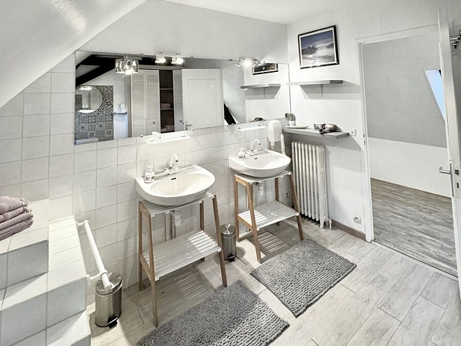 Gite de la Longère salle de bain bis