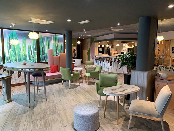 Ibis tours centre