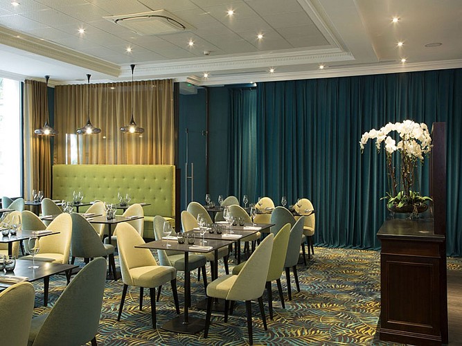 Hôtel Oceania L'Univers Tours - Restaurant La Touraine
