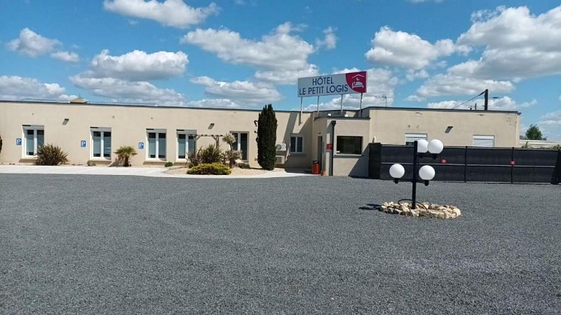 BEAUMONT EN VERON - LE PETIT LOGIS -Préto Bruno 21042033 (8)