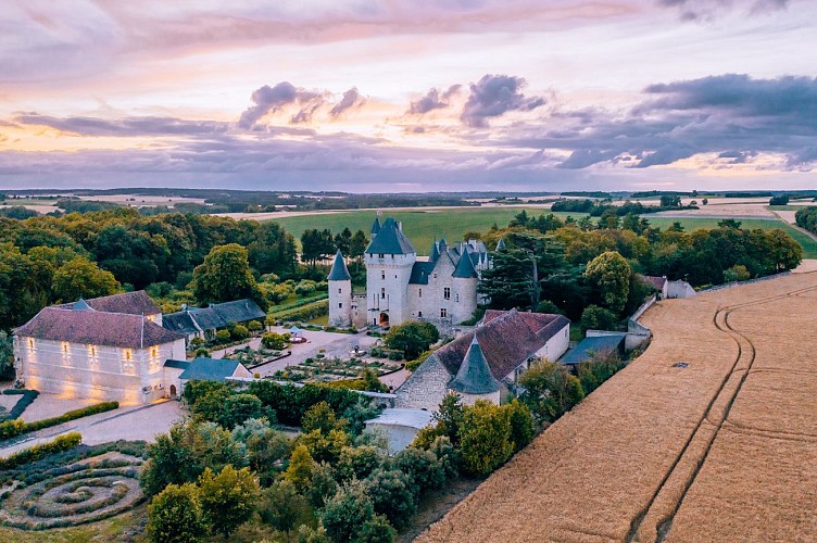 aérienneRivau@ode_tomytravels Château 2