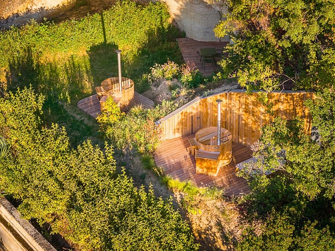 Chateau de Perreux bains nordiques Suite Terrasse