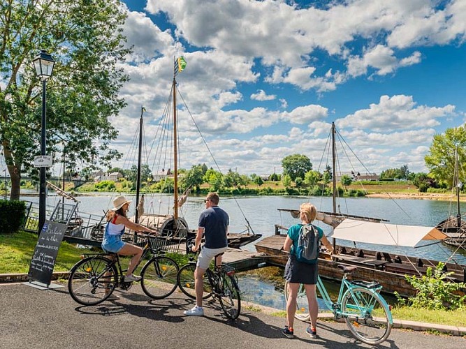 Les bateliers du Cher - Balade en bateau traditionnel à Savonnières
