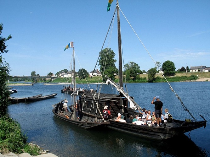Les bateliers du Cher - Balade en bateau traditionnel à Savonnières