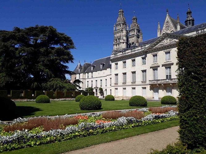 Musée des Beaux-arts de Tours. vue sur jardin