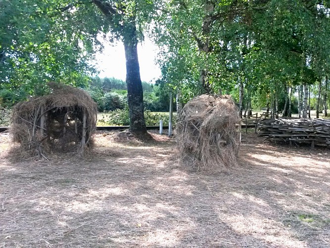 Parcours ludiquo-sensoriel "Le Pré des Marmots !"