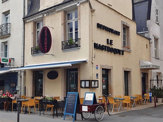 Le Mastroquet - Restaurant place des Halles, à Tours.