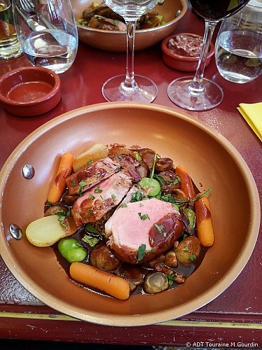 Le Chien jaune - Restaurant à Tours. Val de Loire, France.