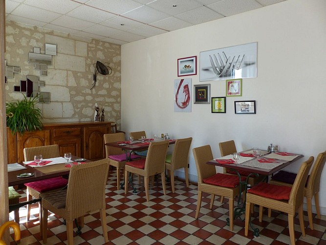 café de la gare Chinon-Salle de restaurant - ©Café de la Gare - 2032- 1200